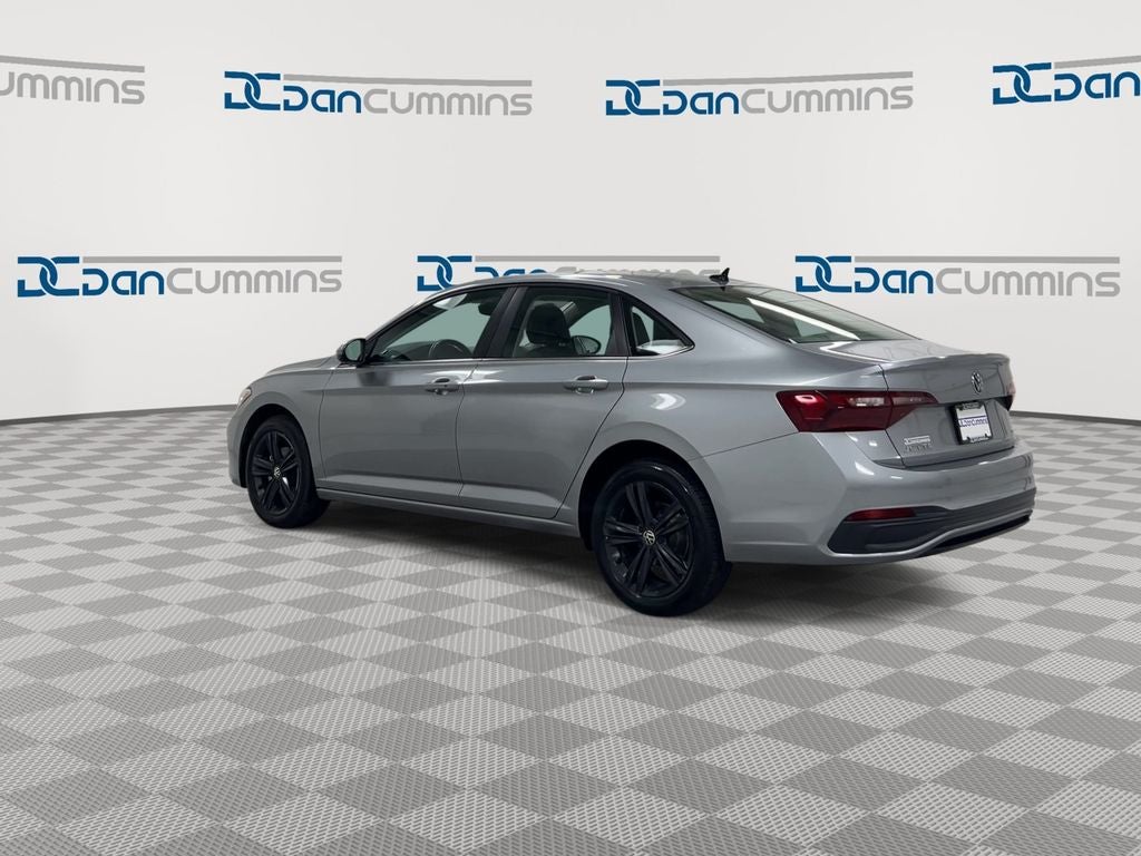 2023 Volkswagen Jetta 1.5T SE