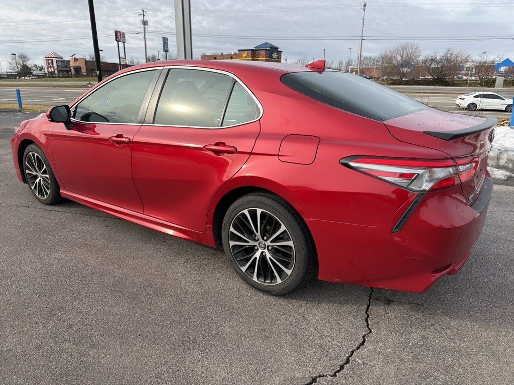 2019 Toyota Camry SE