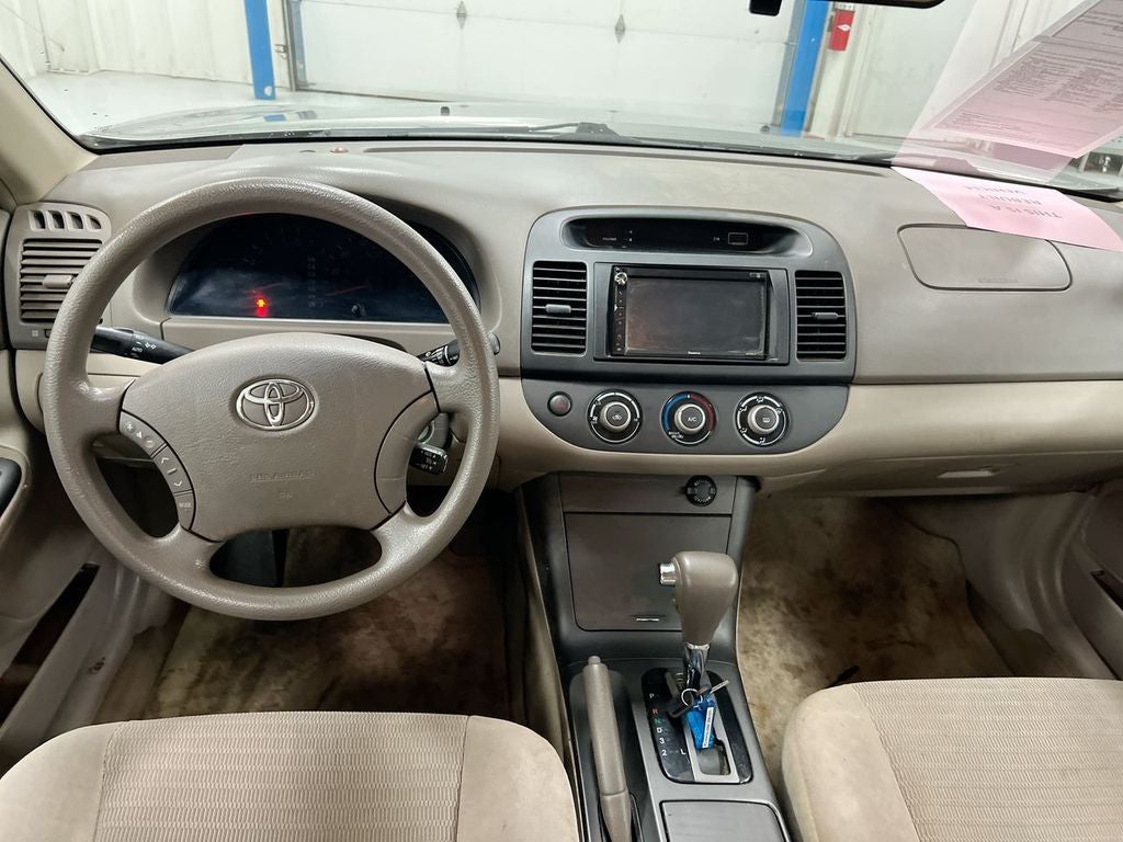 2005 Toyota Camry LE