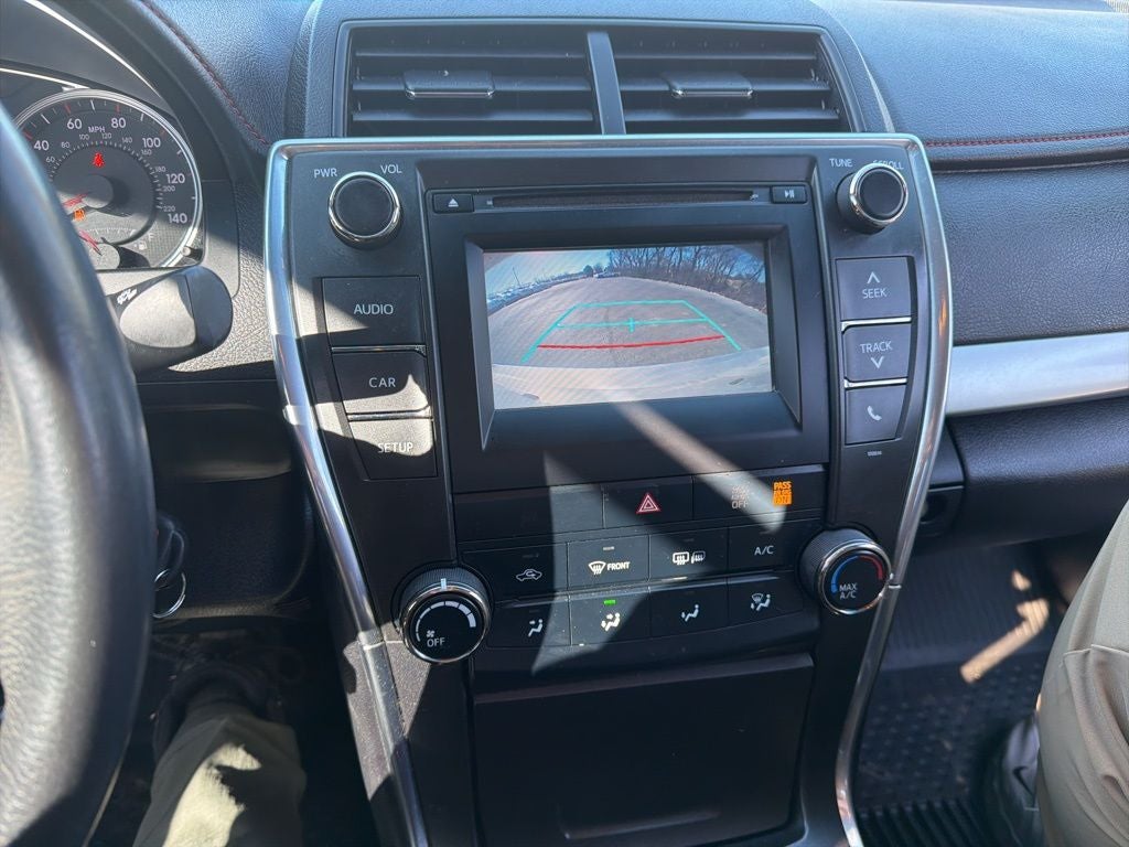 2017 Toyota Camry SE