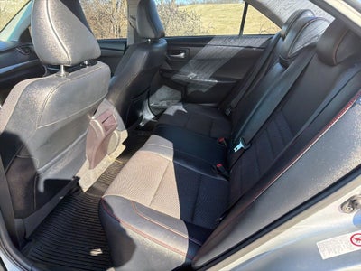 2017 Toyota Camry SE