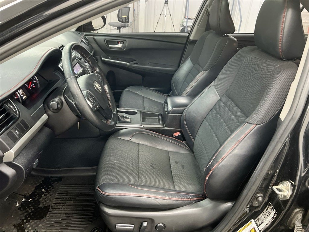 2016 Toyota Camry XLE