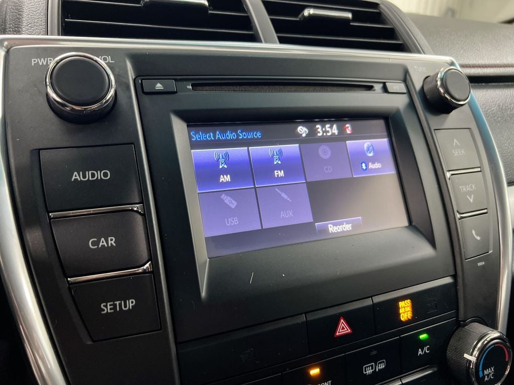 2017 Toyota Camry SE