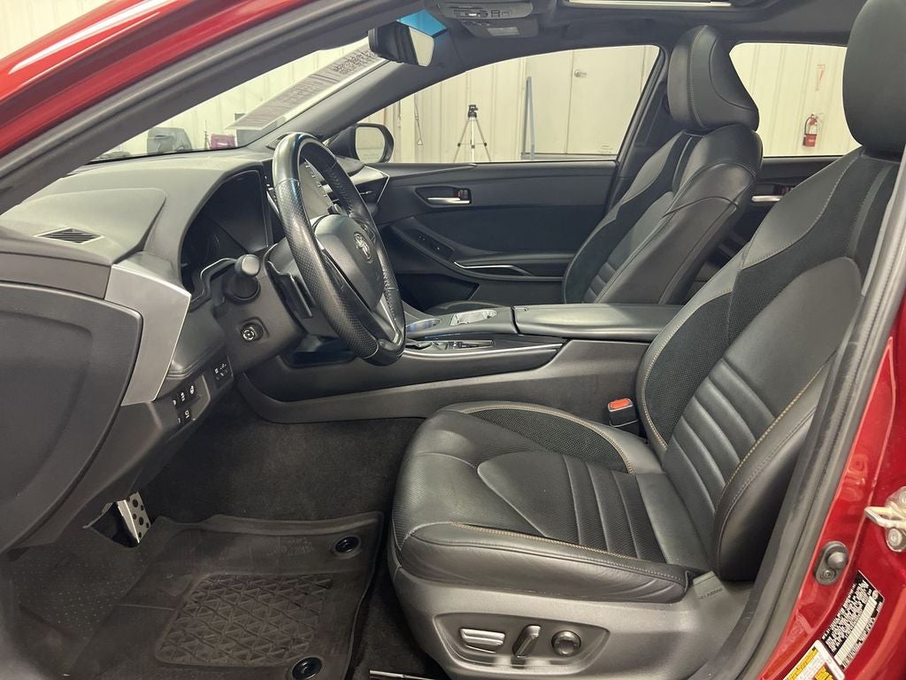 2019 Toyota Avalon Touring