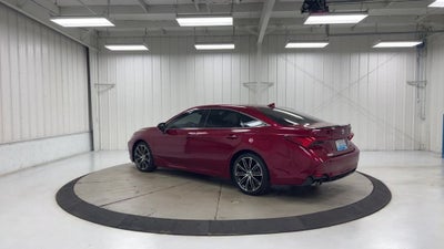2019 Toyota Avalon Touring