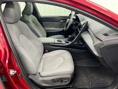 2022 Toyota Avalon Hybrid Limited