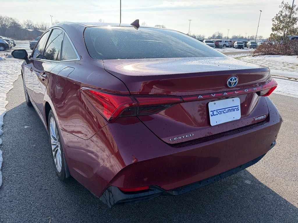 2022 Toyota Avalon Hybrid Limited