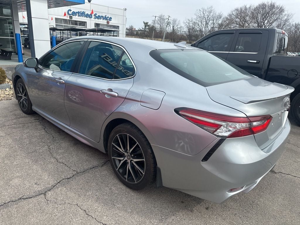 2022 Toyota Camry SE