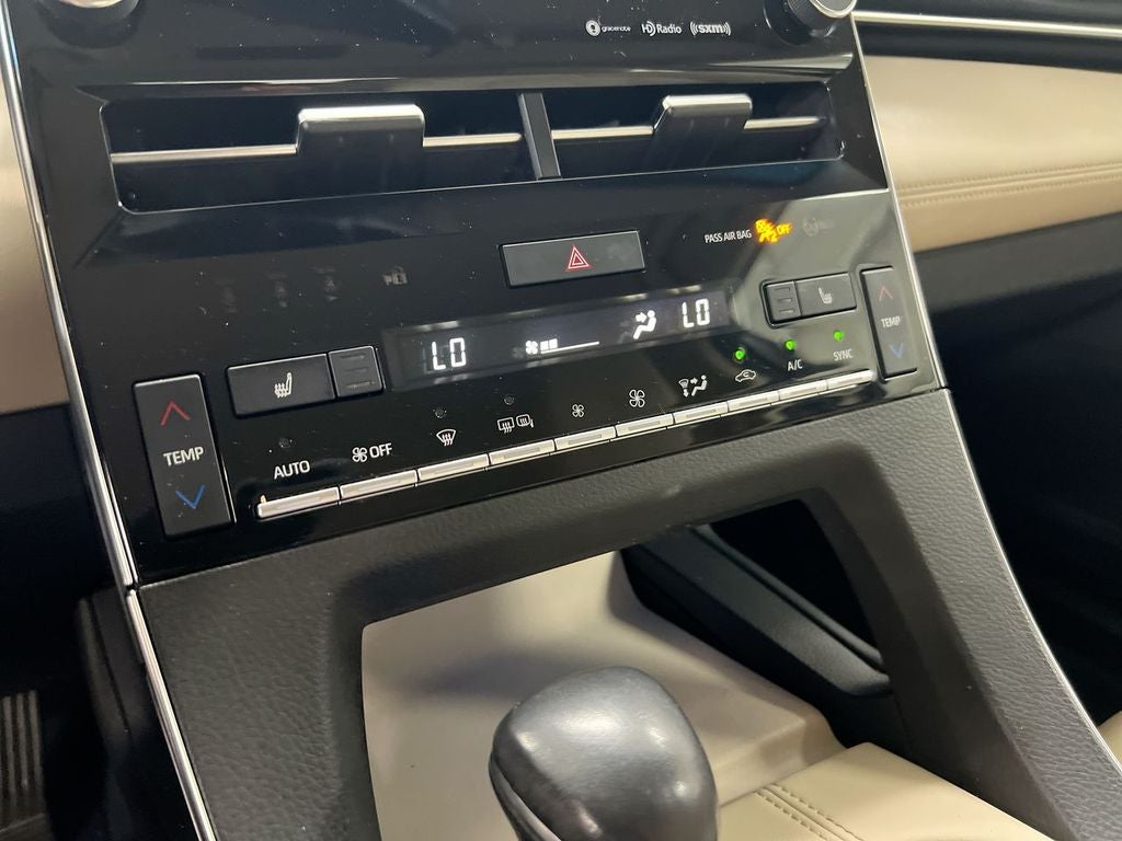 2020 Toyota Avalon XLE