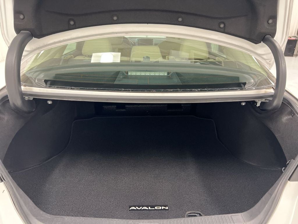 2020 Toyota Avalon XLE