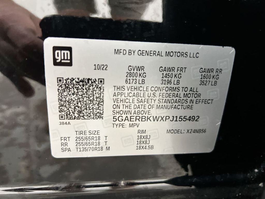 2023 Buick Enclave Essence