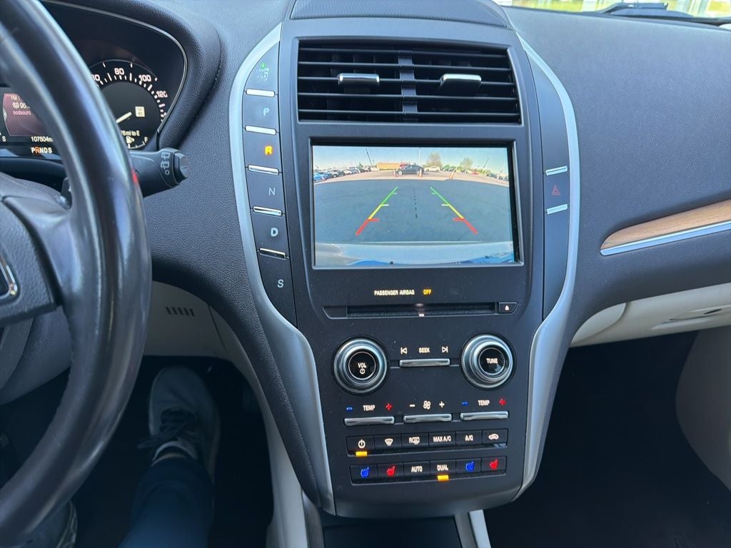2015 Lincoln MKC Base
