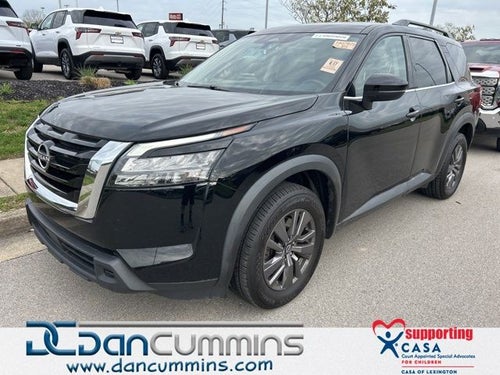 2023 Nissan Pathfinder SV