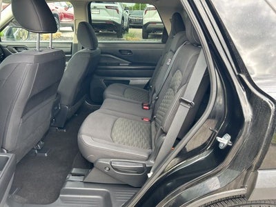 2023 Nissan Pathfinder SV
