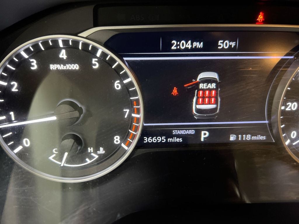 2024 Nissan Pathfinder SV