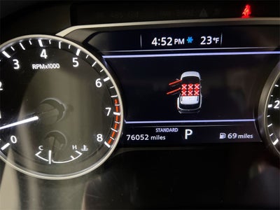 2022 Nissan Pathfinder SV