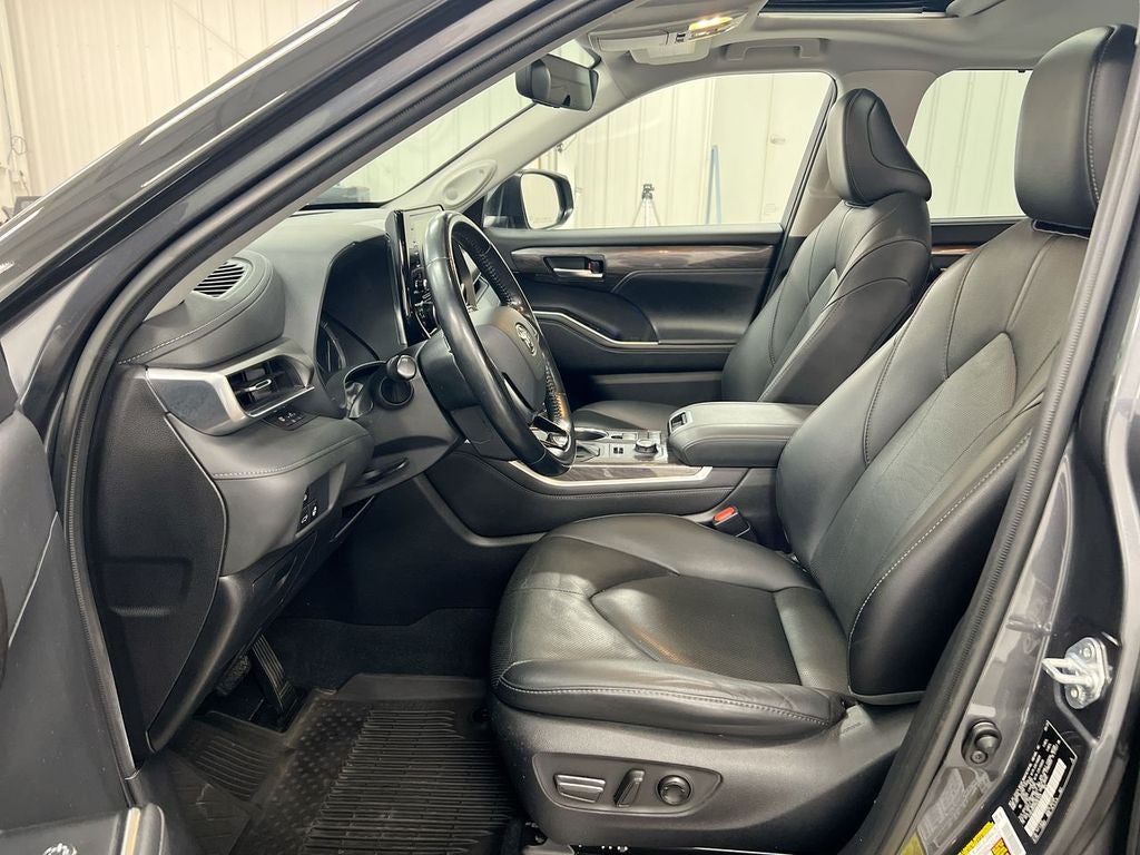 2021 Toyota Highlander Limited