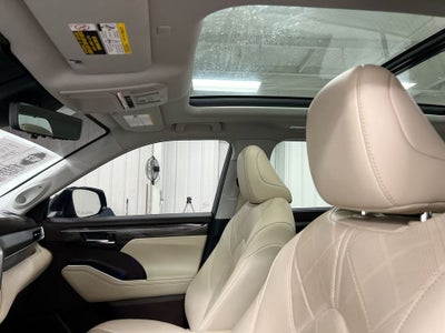 2020 Toyota Highlander Platinum