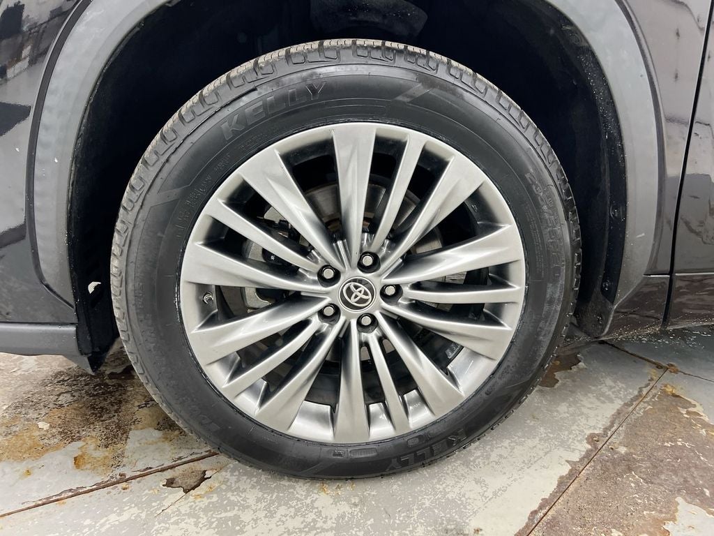 2020 Toyota Highlander Platinum