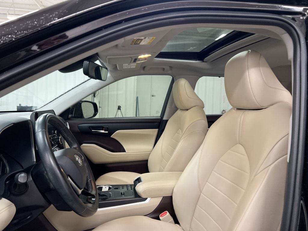 2021 Toyota Highlander XLE