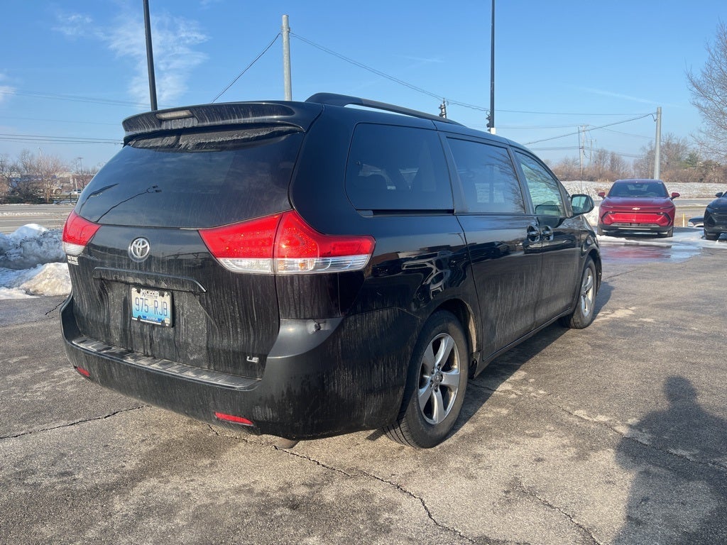 2011 Toyota Sienna LE
