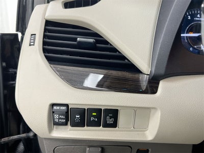 2016 Toyota Sienna XLE