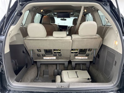 2016 Toyota Sienna XLE
