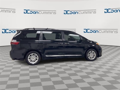 2016 Toyota Sienna XLE