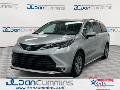 2024 Toyota Sienna XLE