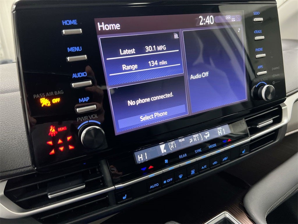 2024 Toyota Sienna XLE