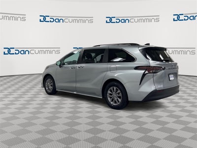 2024 Toyota Sienna XLE