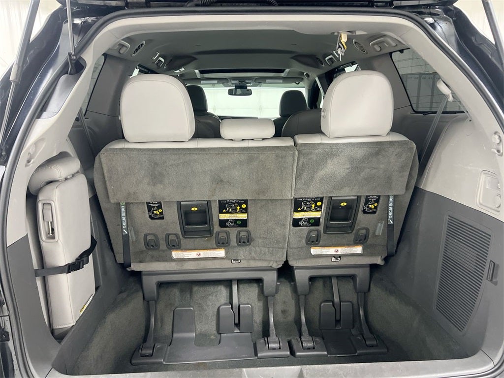 2018 Toyota Sienna XLE