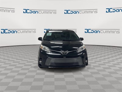 2018 Toyota Sienna XLE