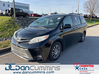 2019 Toyota Sienna XLE