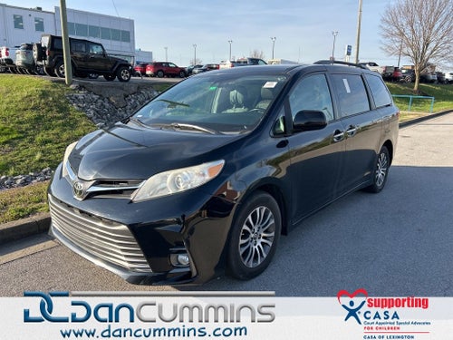 2019 Toyota Sienna XLE