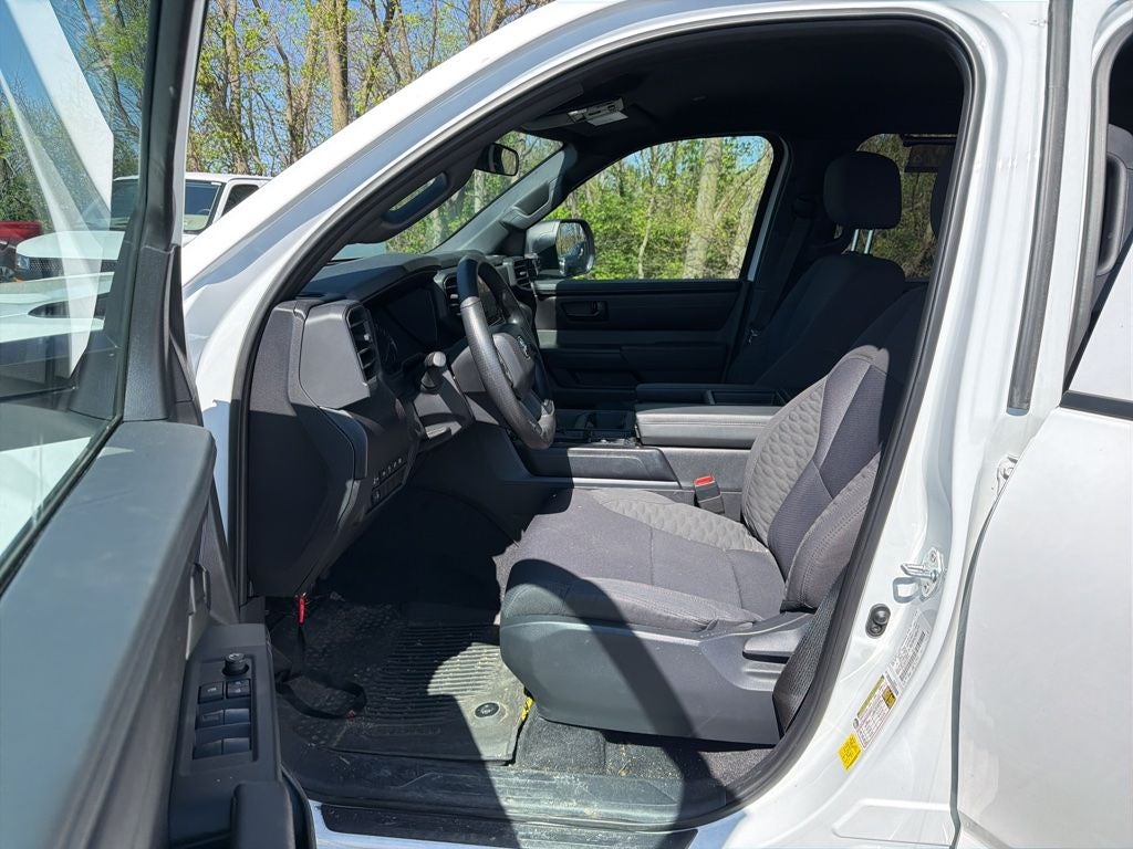 2025 Toyota Tundra SR