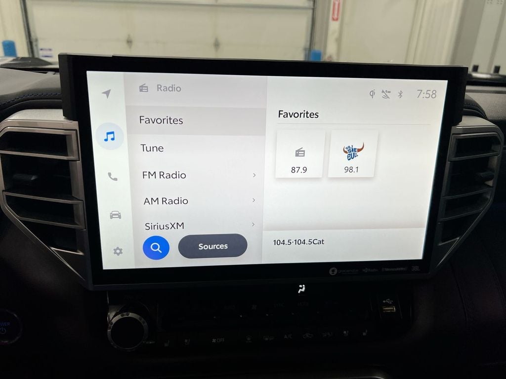 2024 Toyota Tundra Hybrid Platinum