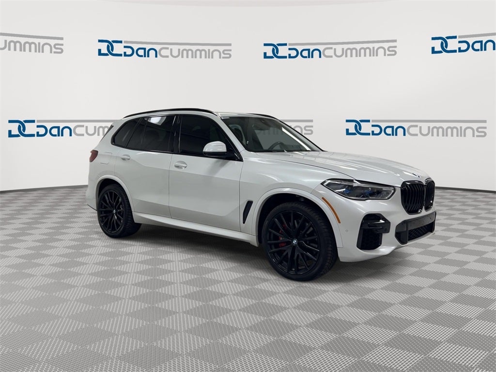 2022 BMW X5 M50i