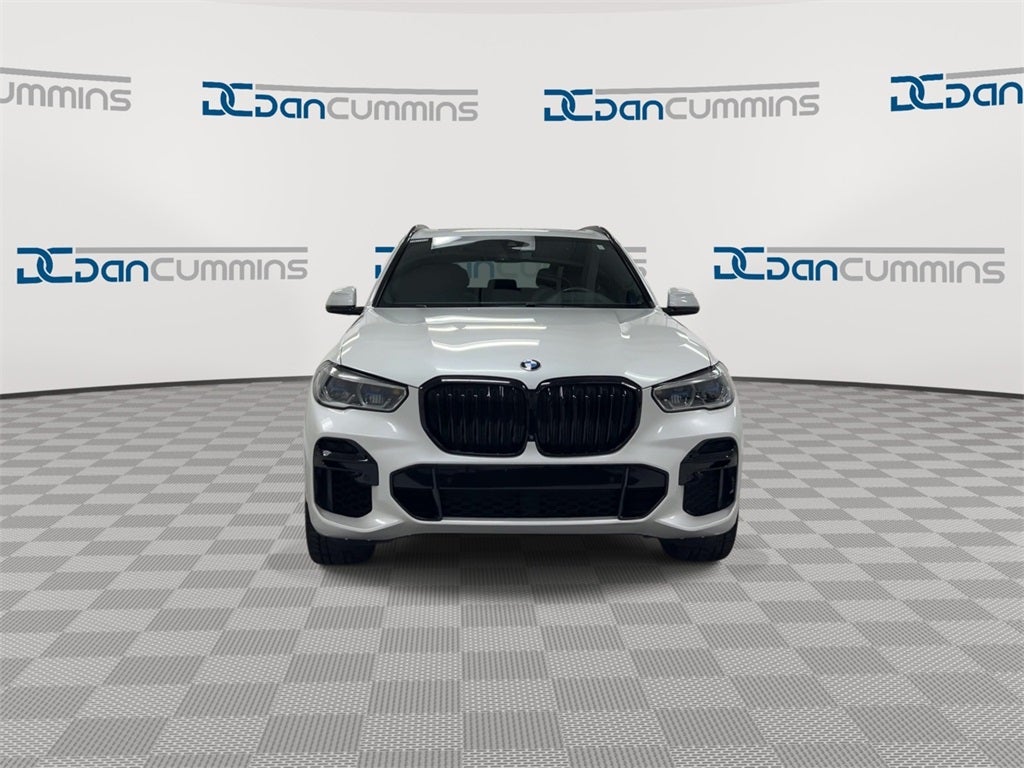 2022 BMW X5 M50i