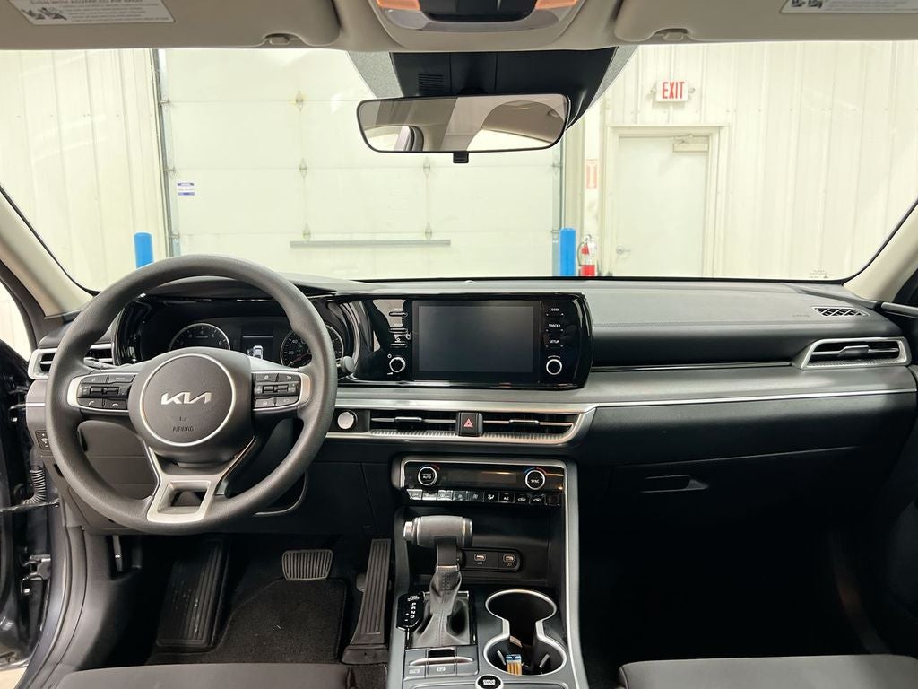 2022 Kia K5 LXS
