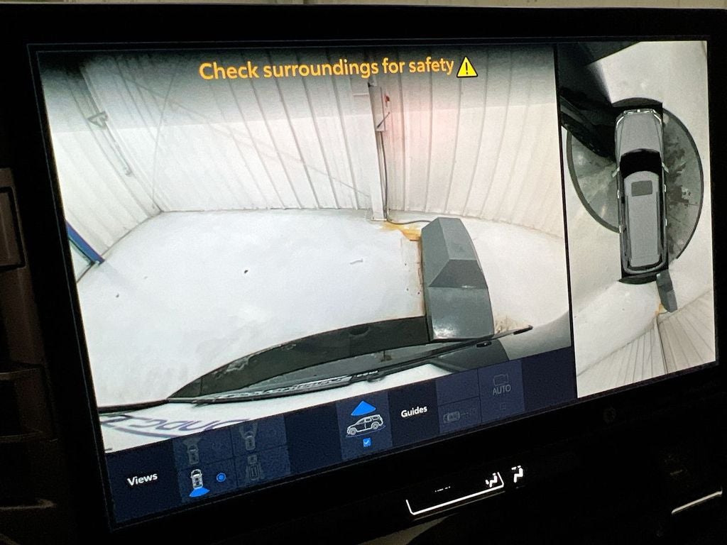 2024 Toyota Sequoia SR5