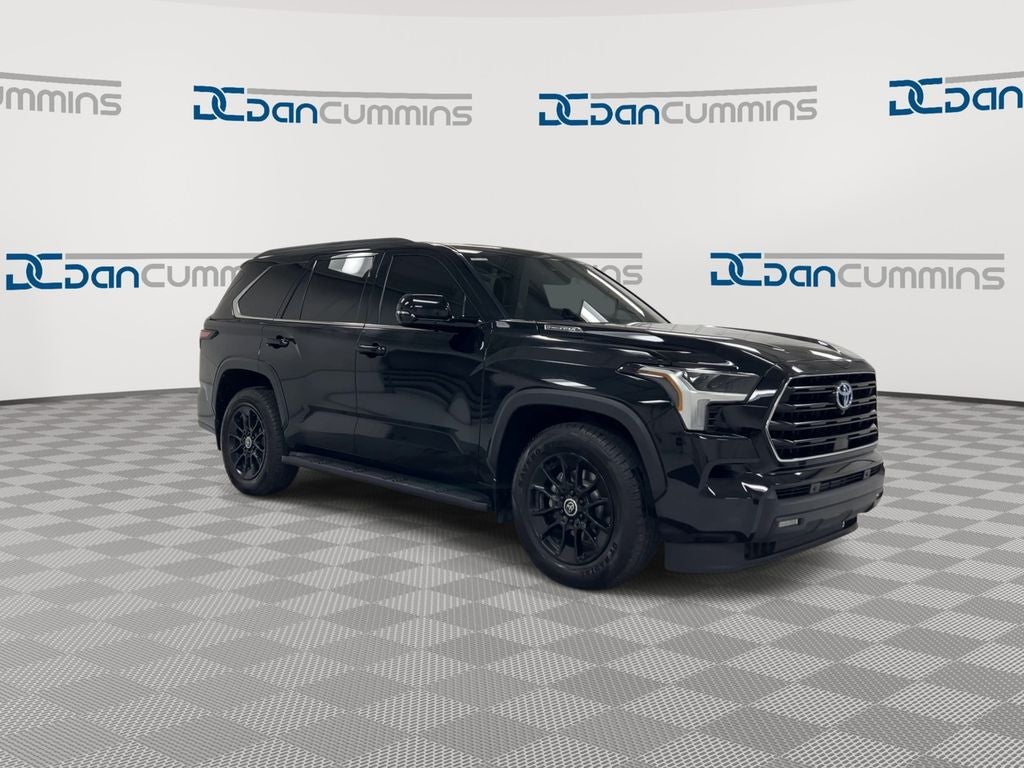 2024 Toyota Sequoia SR5