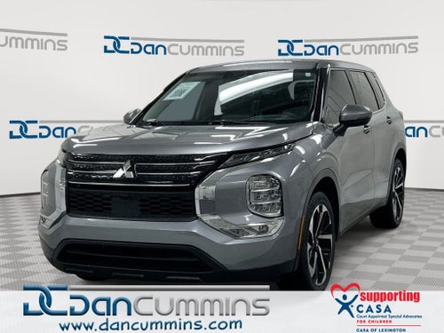 2023 Mitsubishi Outlander SE Special Edition