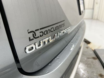 2023 Mitsubishi Outlander SE Special Edition