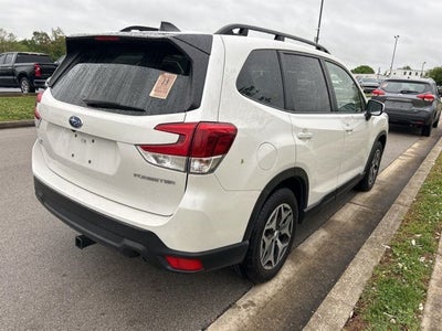 2024 Subaru Forester Premium