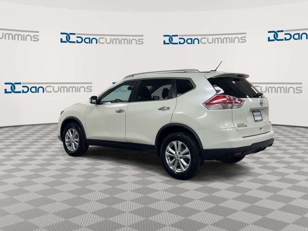 2016 Nissan Rogue SV