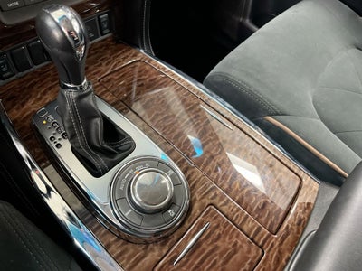 2017 Nissan Armada SV