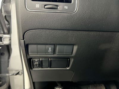 2017 Nissan Armada SV