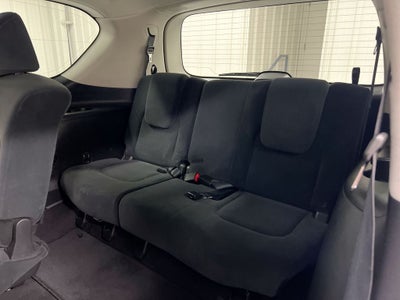 2017 Nissan Armada SV
