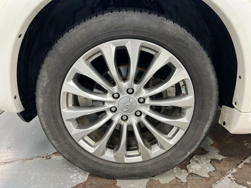 2016 INFINITI QX80 Base